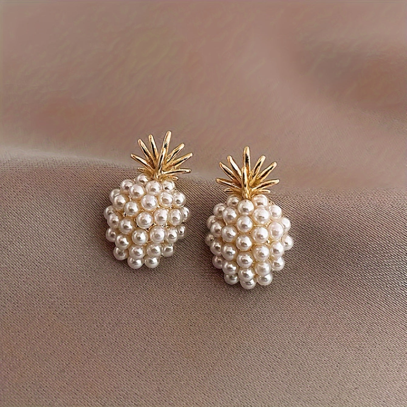 Pearl Pineapple Studs